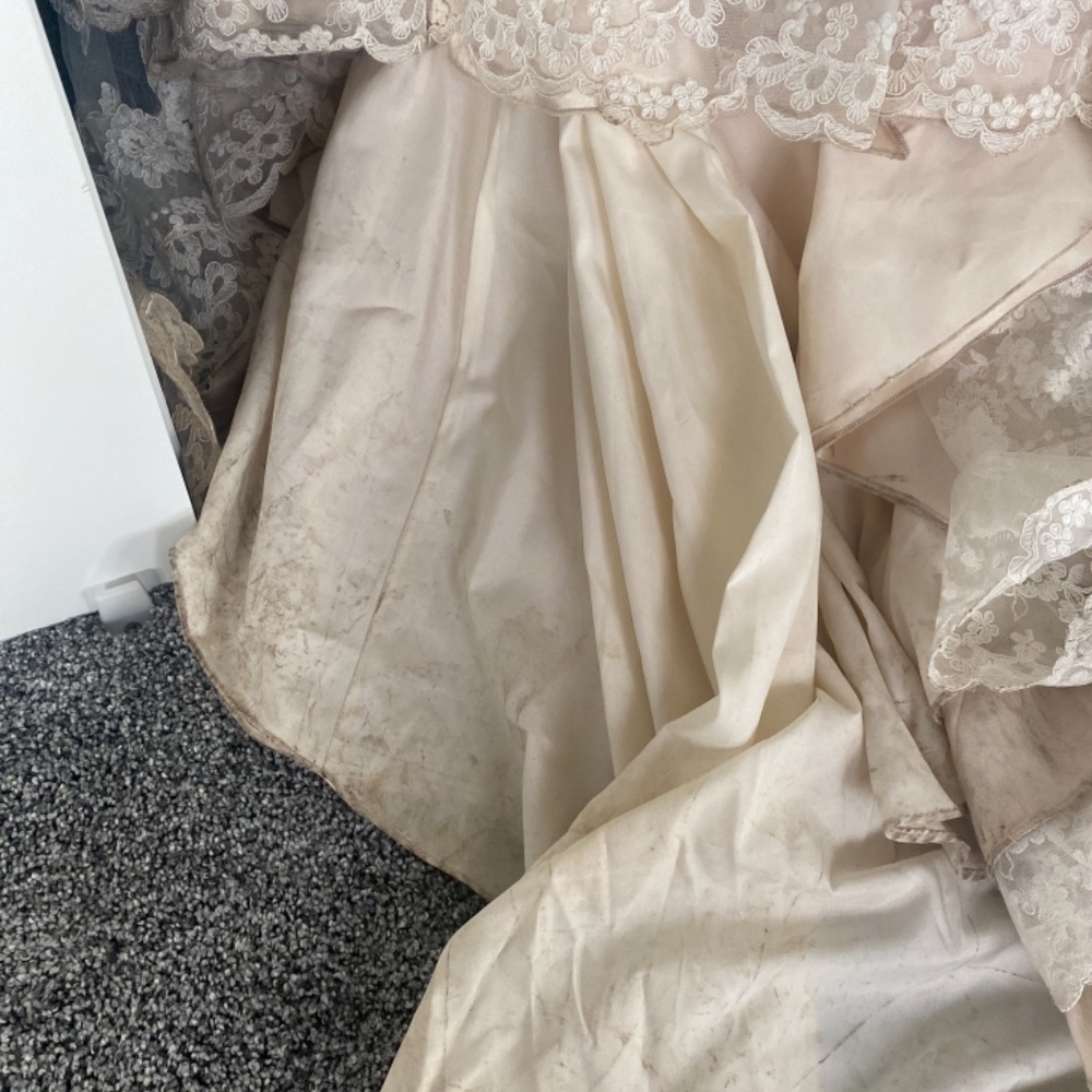 BHLDN WEDDING DRESS - Picture 8 of 8